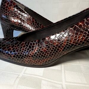 Stuart Weitzman Brown Snake Print Heels
